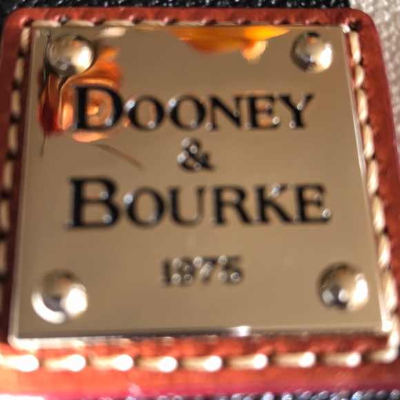 Dooney & Bourke - Picture 3 of 8